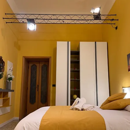 Casa Pica 18 * Neapol